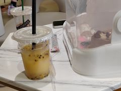 -藏猫猫咖啡主题馆(中央大道店)