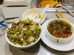 -海底捞火锅(雄峰城店)
