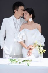 -雪中彩影婚纱摄影·微光艺术中心