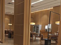 -鱼鲜饭香·招牌汽锅剁椒鱼头王