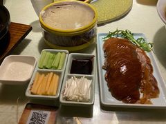 -韵秋荷(宝山龙湖天街店)