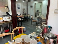 大堂-粤华烧腊(胥口店)