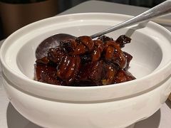 百叶结红烧肉-屋里厢上海菜馆