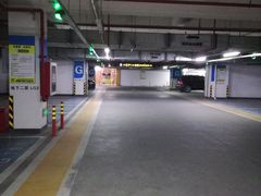 -万象城-停车场