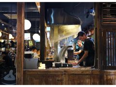 -鸟鸣门屋台料理(金帝银泰店)