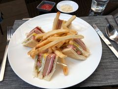 -惠州皇冠假日酒店·西餐厅·自助餐厅