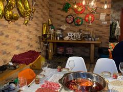-玩坞轰趴馆·户外团建聚会主题生日派对馆(世豪广场店)