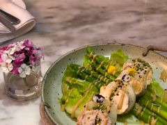 舒肥法慢煮嫩鸡胸肉亚洲风味沙拉-The Rug Cafe(王府中环店)