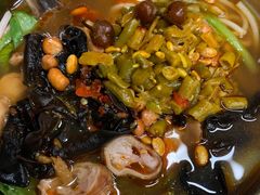-红鼻子桂林米粉(金唐新光界店)