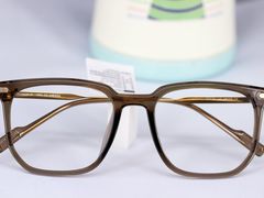 -潘多拉眼镜·蔡司依视路明月(潘家园店)