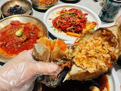 -草家酱蟹炭火烤肉店(珲春南路一店)