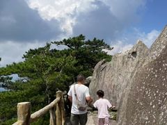 -罗田薄刀峰风景区