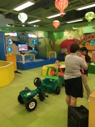 -莫莉幻想儿童乐园(北京上地华联店)