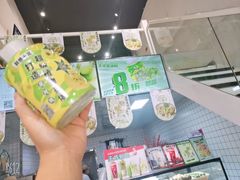 零售区-易阿姨奶茶(万达店)