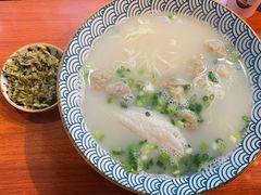 招牌黄鱼馄饨面.-老上海·金牌黄鱼馄饨面(田子坊店)