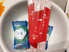 -海底捞火锅(高新万达店)