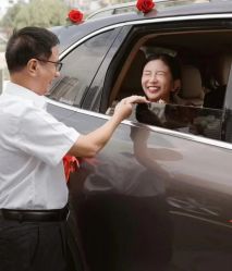 -喜乐汇·婚车(华润橡树湾3期店)