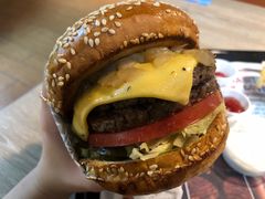 -The Habit Burger Grill 哈比特汉堡(复兴soho店)