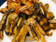 -东方红海鲜百汇(国际大厦店)