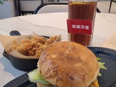 -必胜客(砂之船中东奥莱店)