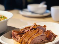 -荣小馆(椒江青悦城店)