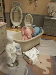 -丽婴房(七莘路店)