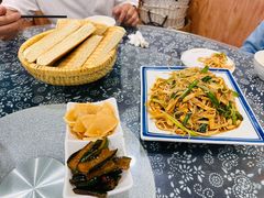 -八两八金·莱芜特色炒鸡(市南漳浦路店)