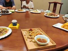 -满堂春特色餐馆