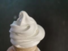 -麦当劳(乳山路店)