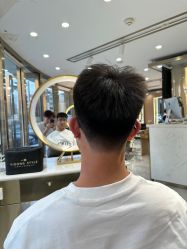 -一東造型烫发染发