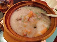 海鲜砂锅粥-陈鹏鹏潮汕菜(宝安机场T3航站楼店)