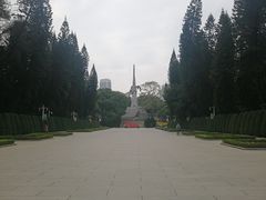 -烈士陵园(地铁站)