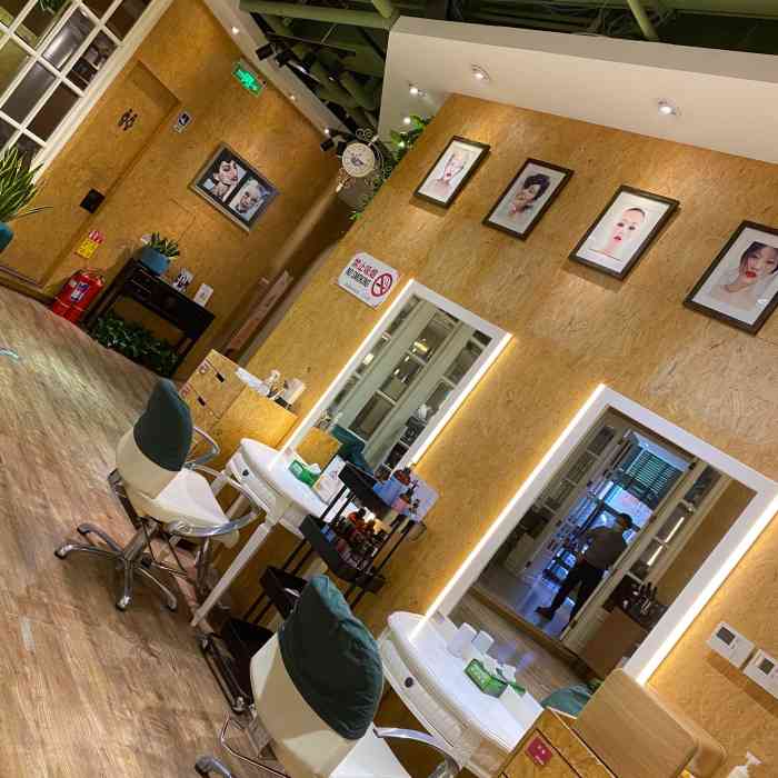 东田造型(瑞士公寓店)-"【项目】剪发疫情原因很久没理发了,一直.