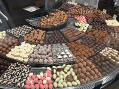 -Laderach 莱德拉(上海环贸iapm店)