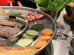 -哈哈碳都·牛肋条无限自助烤肉(台江万达店)