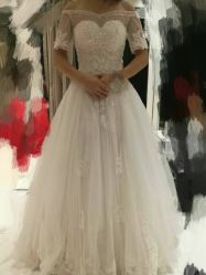 点击看大图 -GRACE KELLY婚纱与礼服(北京店)