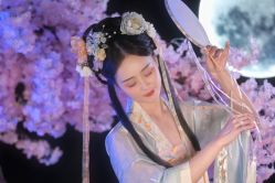 -汉仪华裳汉服馆(打浦桥店)