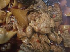 -晓彭肥肠鸡·泡椒鸡火锅(水木天地店)