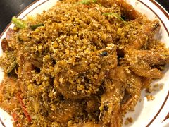 避风塘炒虾-乾坤饭店