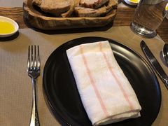 -Carbon莫卡哆·意大利复古集市餐厅(杭州大厦店)