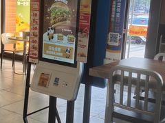 -汉堡王(上海118广场店)