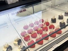 -罗红摄影艺术馆