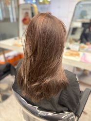 -镁连社·美联社