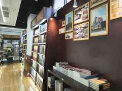 -新华书店(新街口旗舰店)