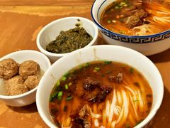-矮子粉店1985·长沙米粉(湘春路店)