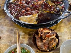 -正南齊北重庆老火锅(光华村直营店)