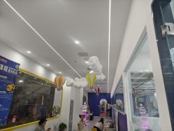 -熊小米专业儿童游泳馆