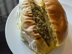 辣鱼包-占西饼店