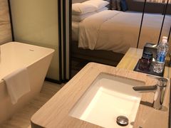 -深圳彭年万丽酒店