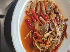 -川流不息·地道川菜·小龙虾(松东路店)